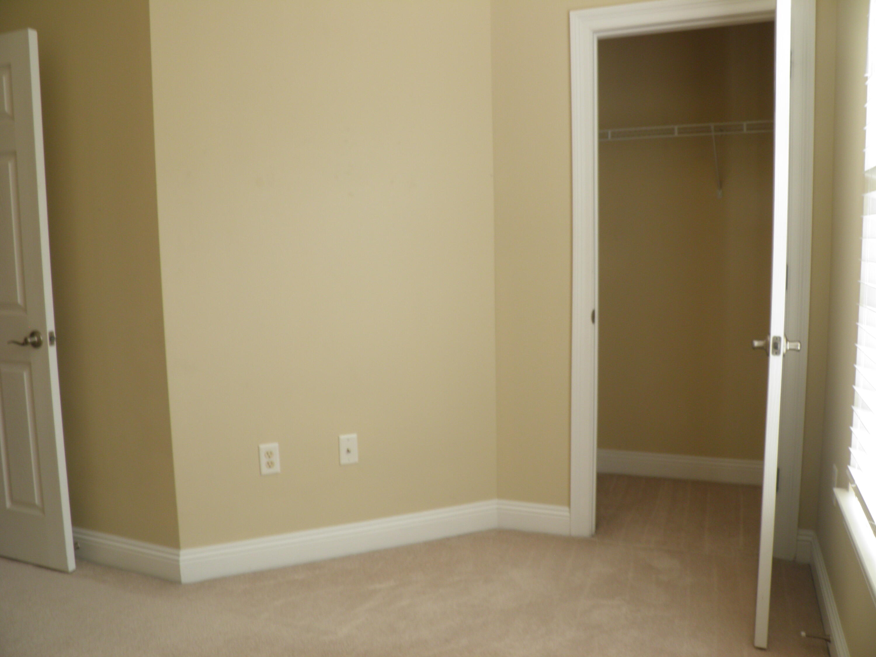 WALTON OAKS - Residential