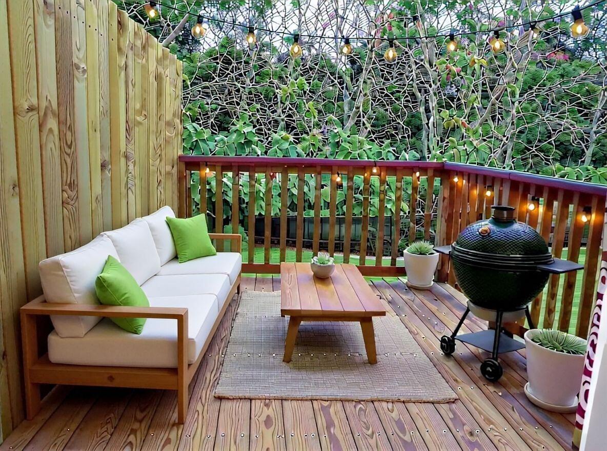 WALTON OAKS - Residential