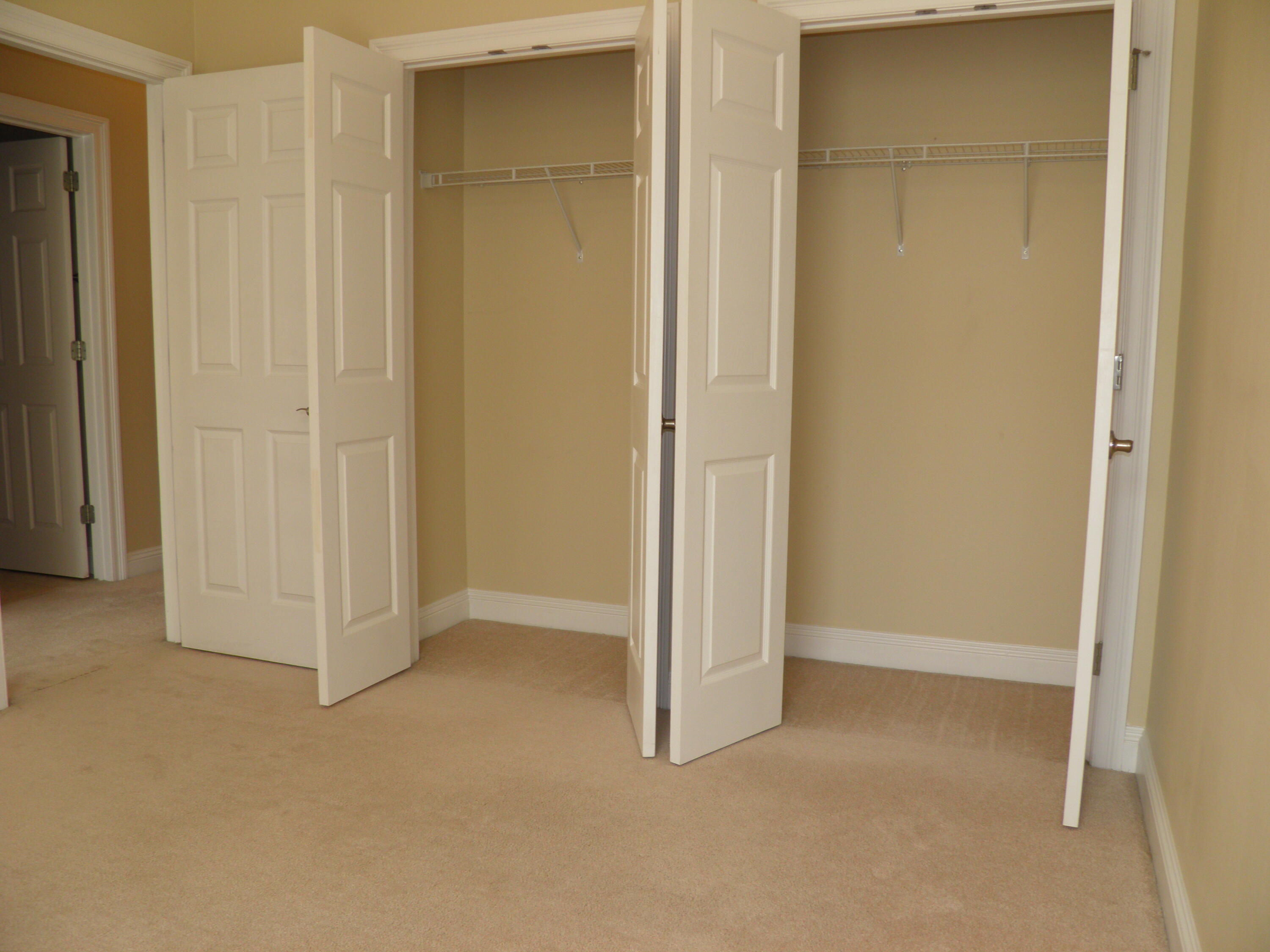 WALTON OAKS - Residential