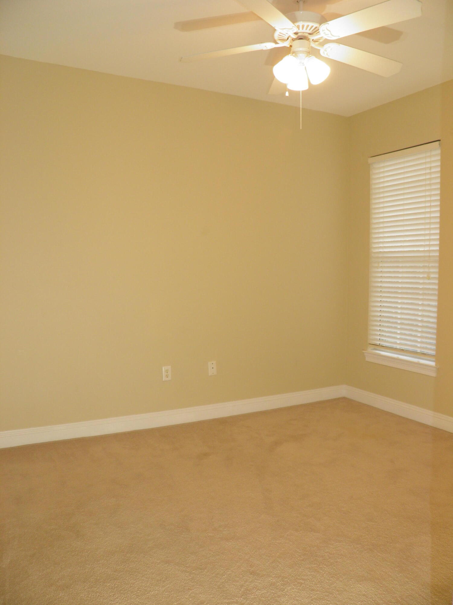 WALTON OAKS - Residential