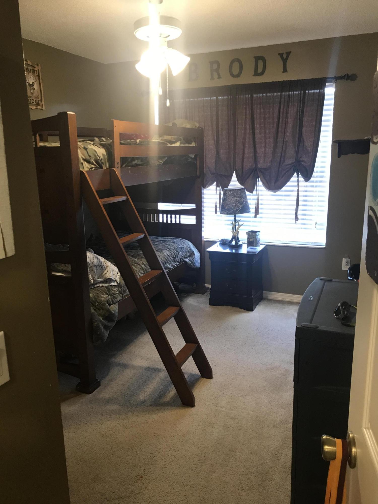 SOUTHWAY ESTATES 2ND ADDN - Residential