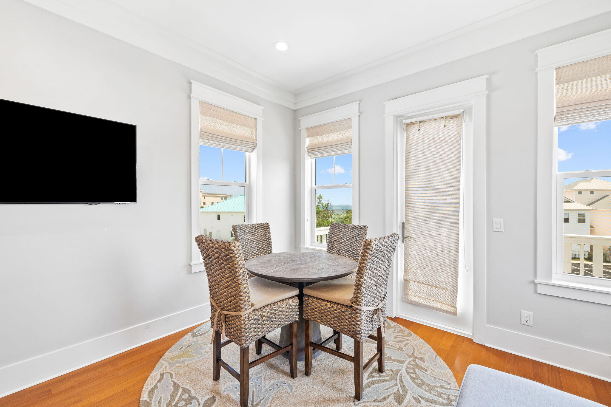 SEABREEZE - Residential
