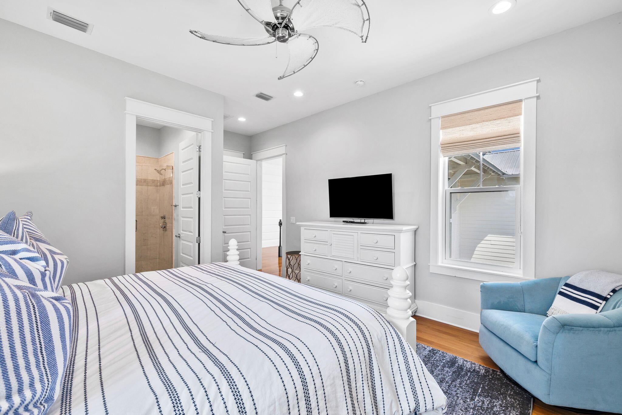SEABREEZE - Residential
