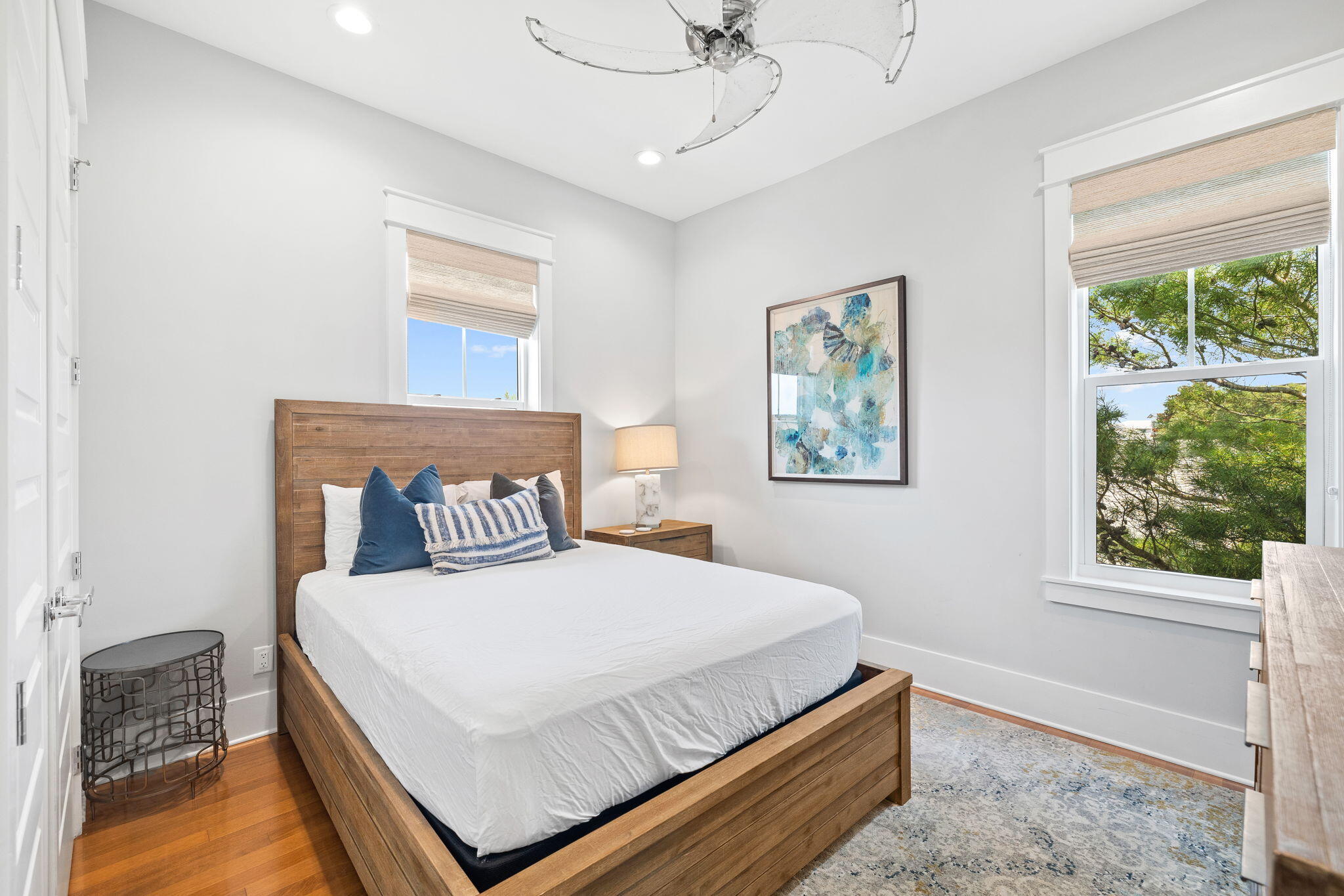 SEABREEZE - Residential