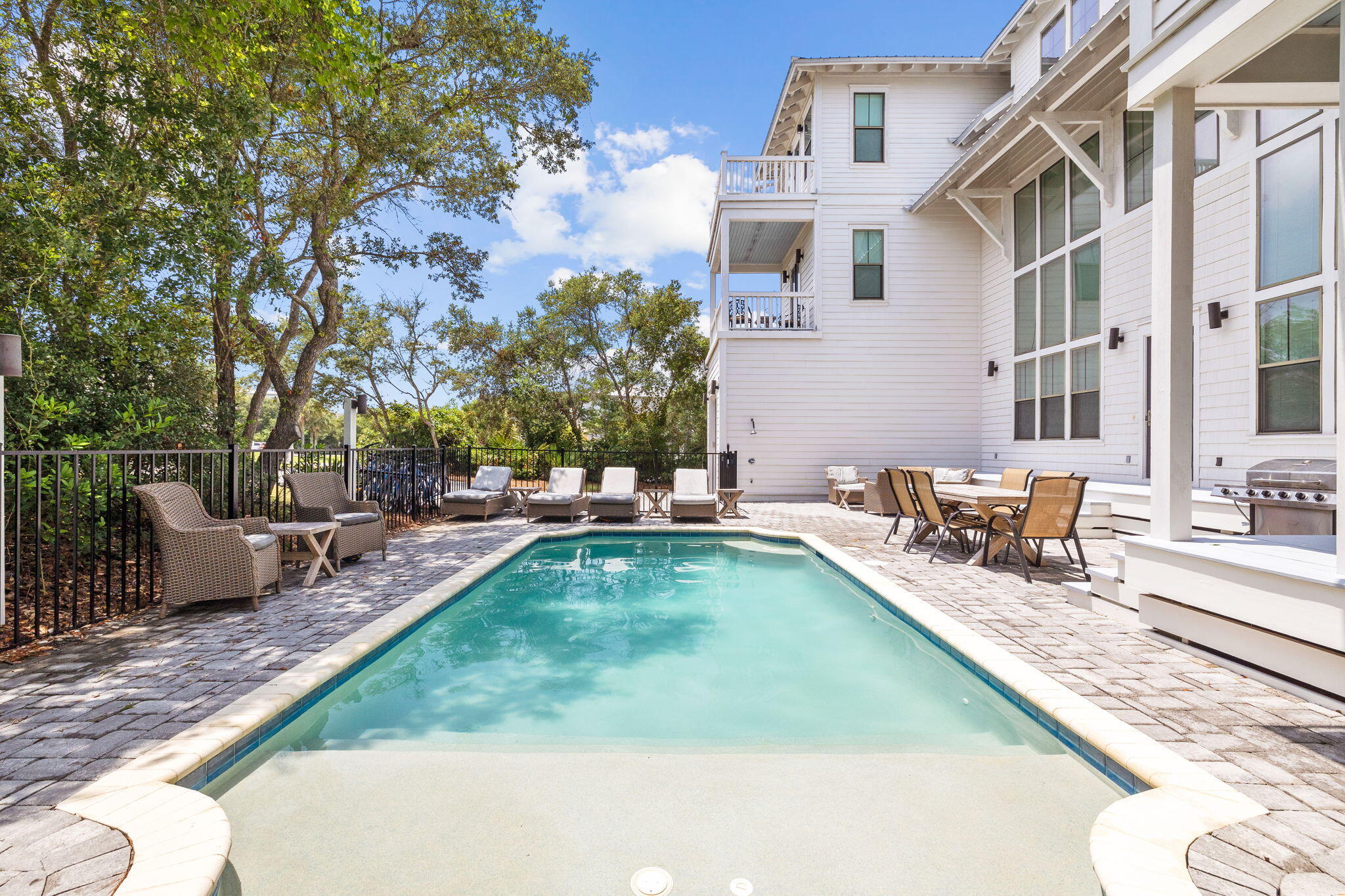 SEABREEZE - Residential