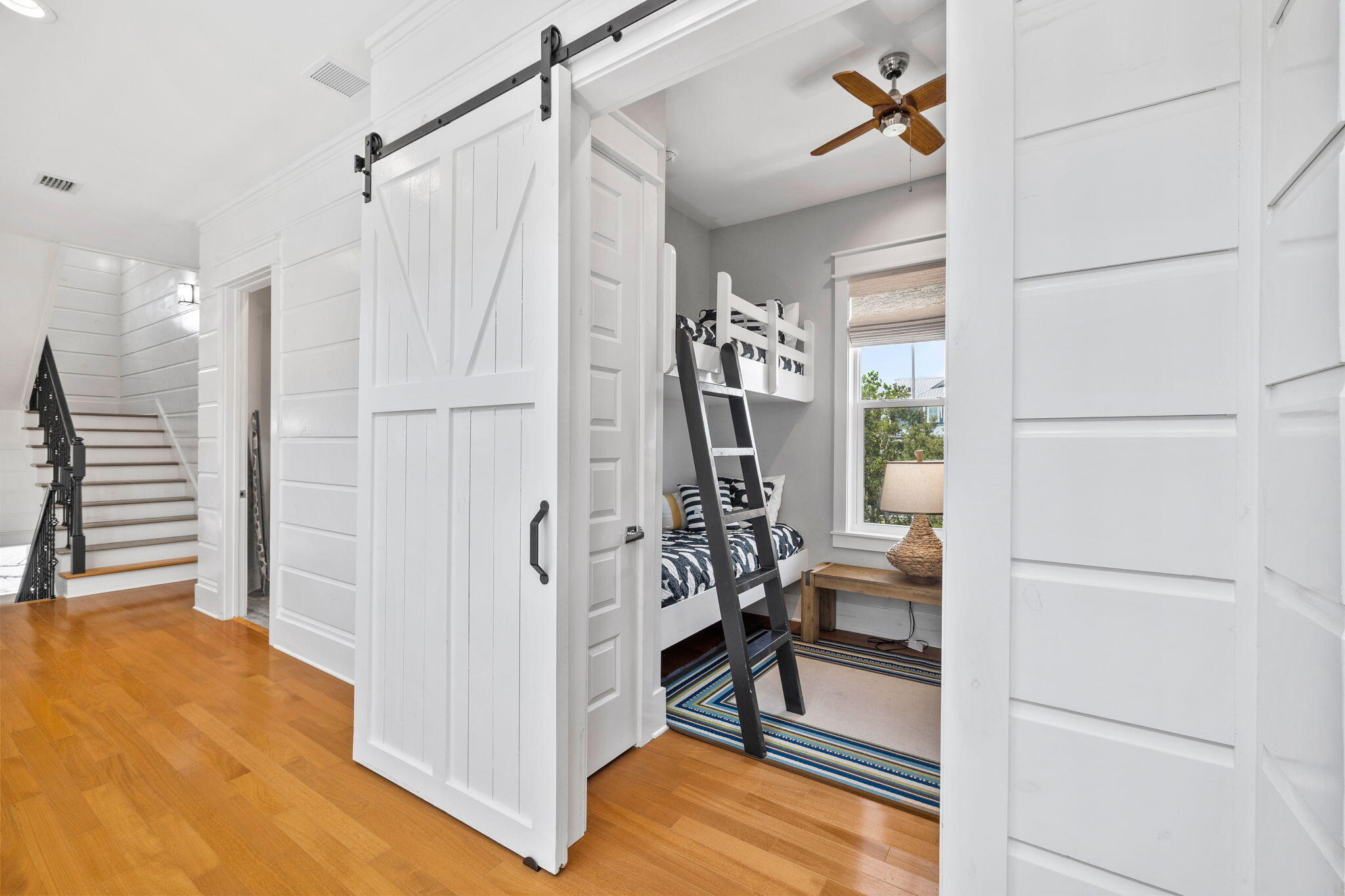 SEABREEZE - Residential