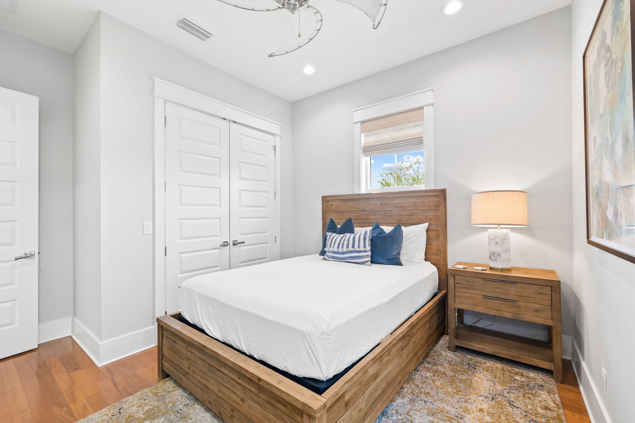 SEABREEZE - Residential