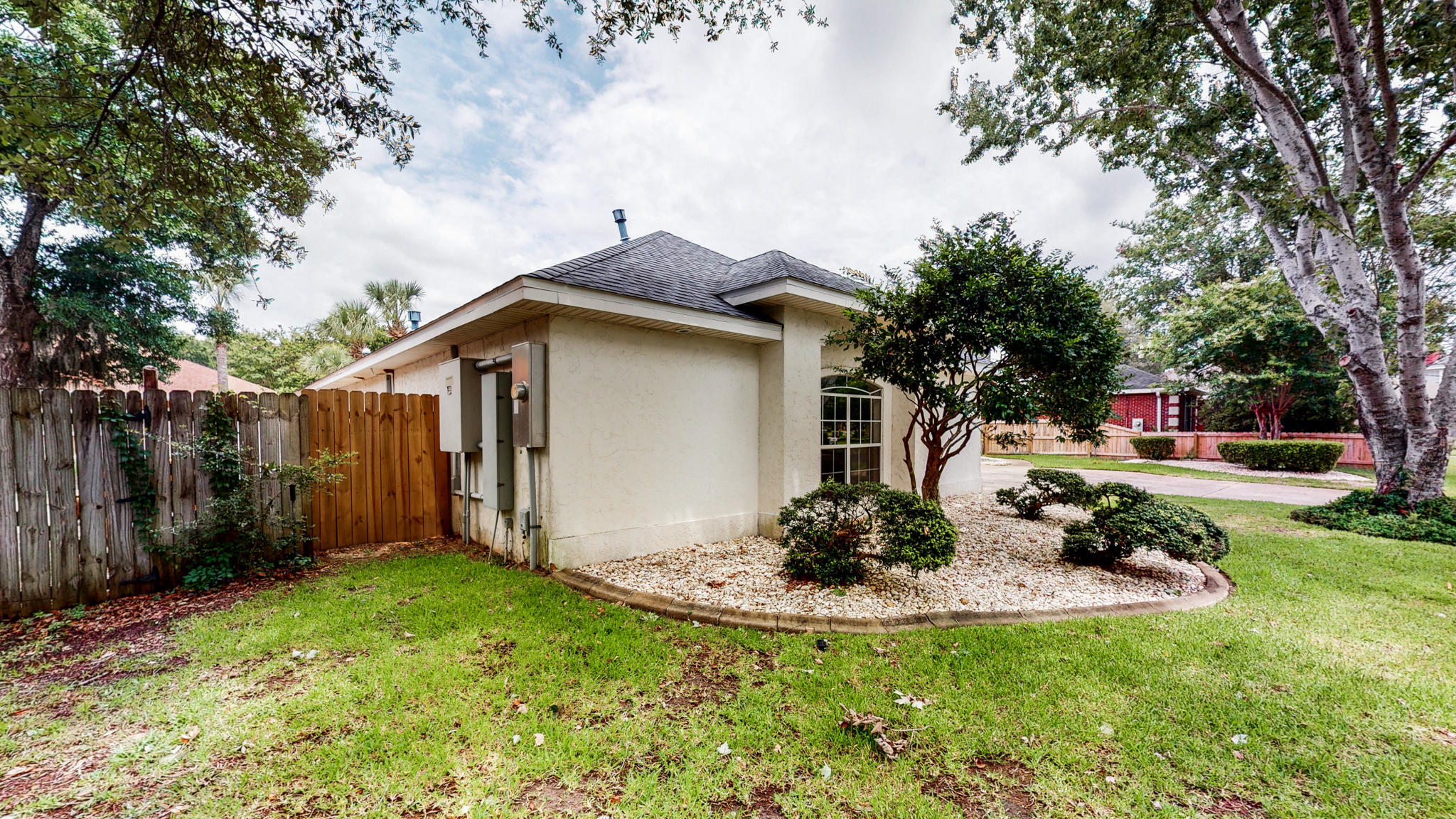 LAKE POINTE - Residential Lease