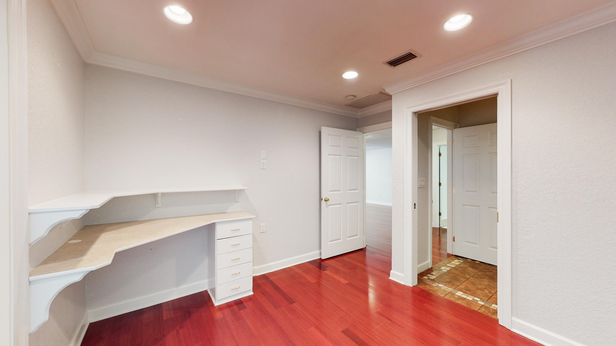 LAKE POINTE - Residential Lease