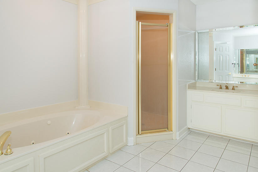 LAKE POINTE - Residential Lease