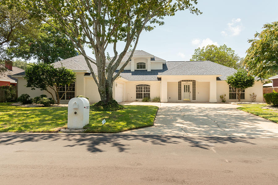 LAKE POINTE - Residential Lease