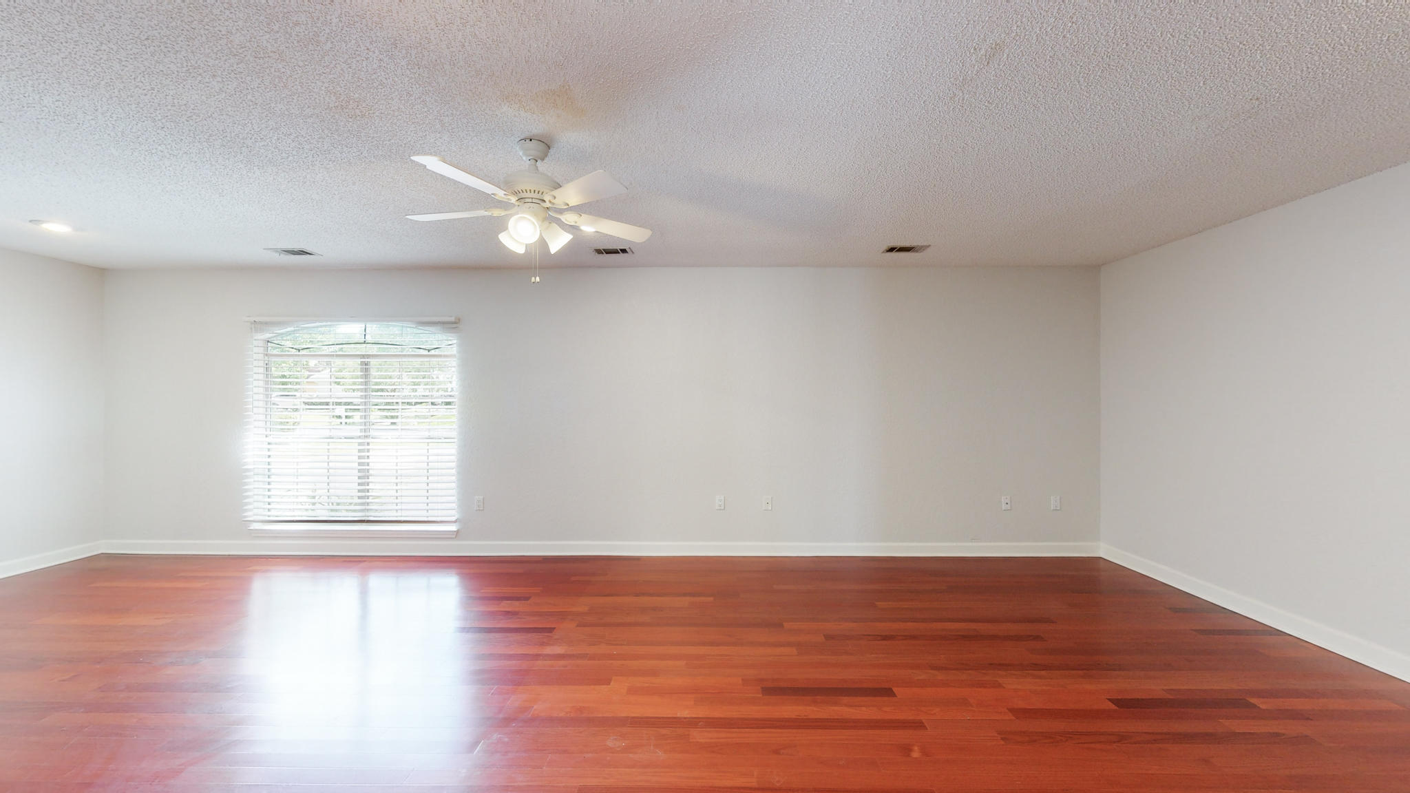 LAKE POINTE - Residential Lease