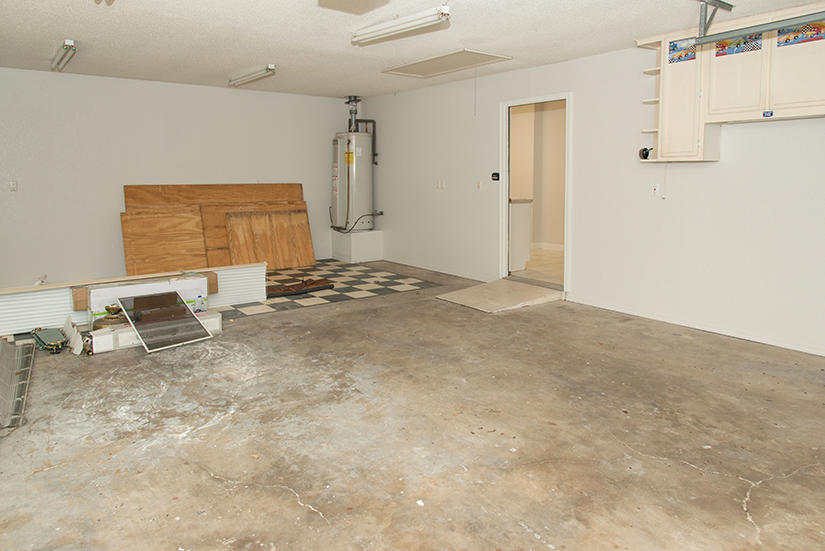 LAKE POINTE - Residential Lease