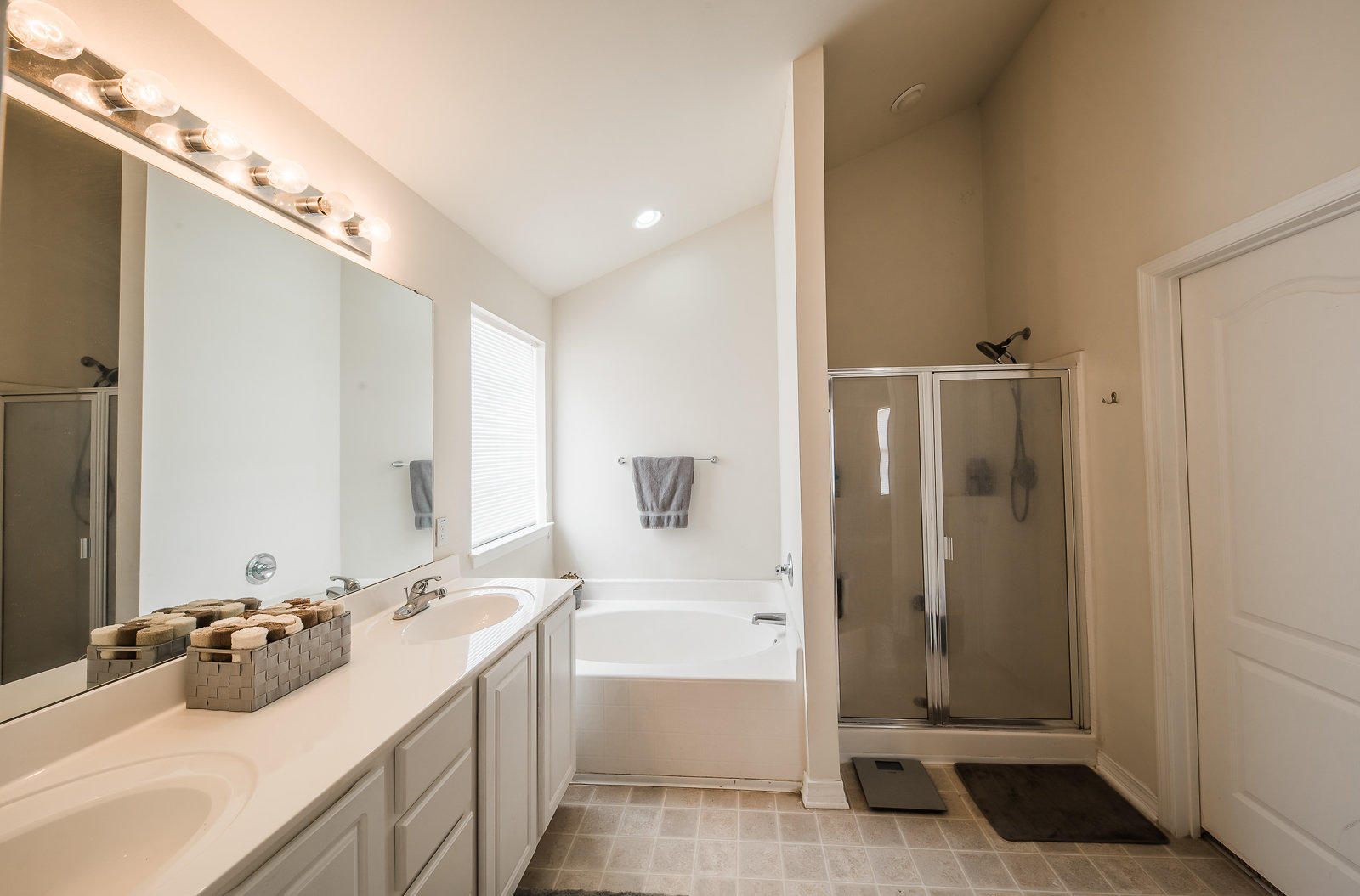 SANDY RIDGE ESTATES - Residential