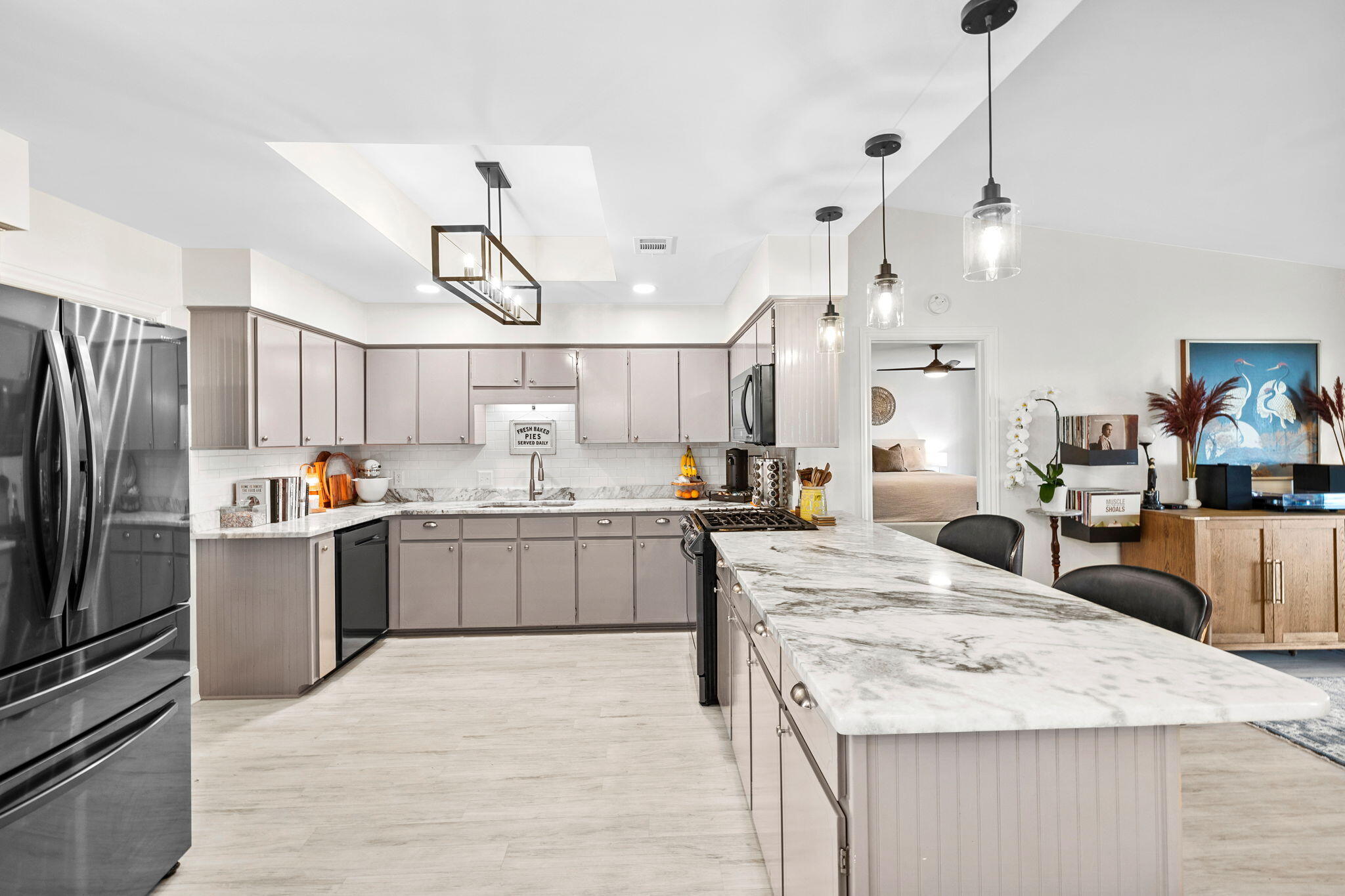 KELL-AIRE GARDENS - Residential