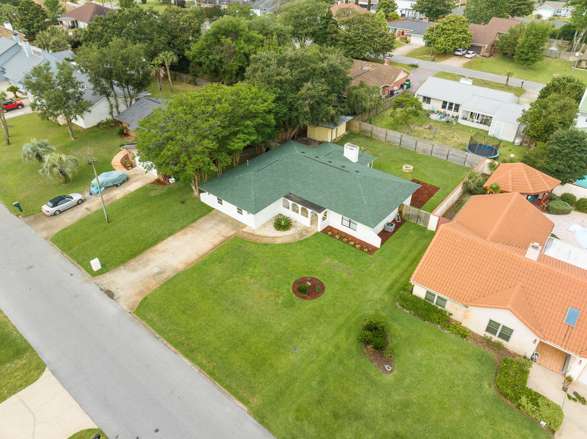 KELL-AIRE GARDENS - Residential