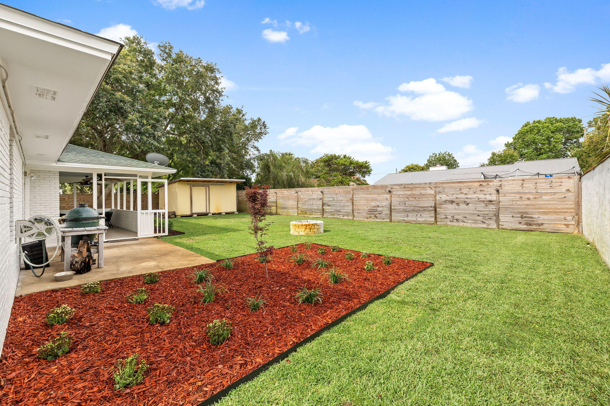 KELL-AIRE GARDENS - Residential