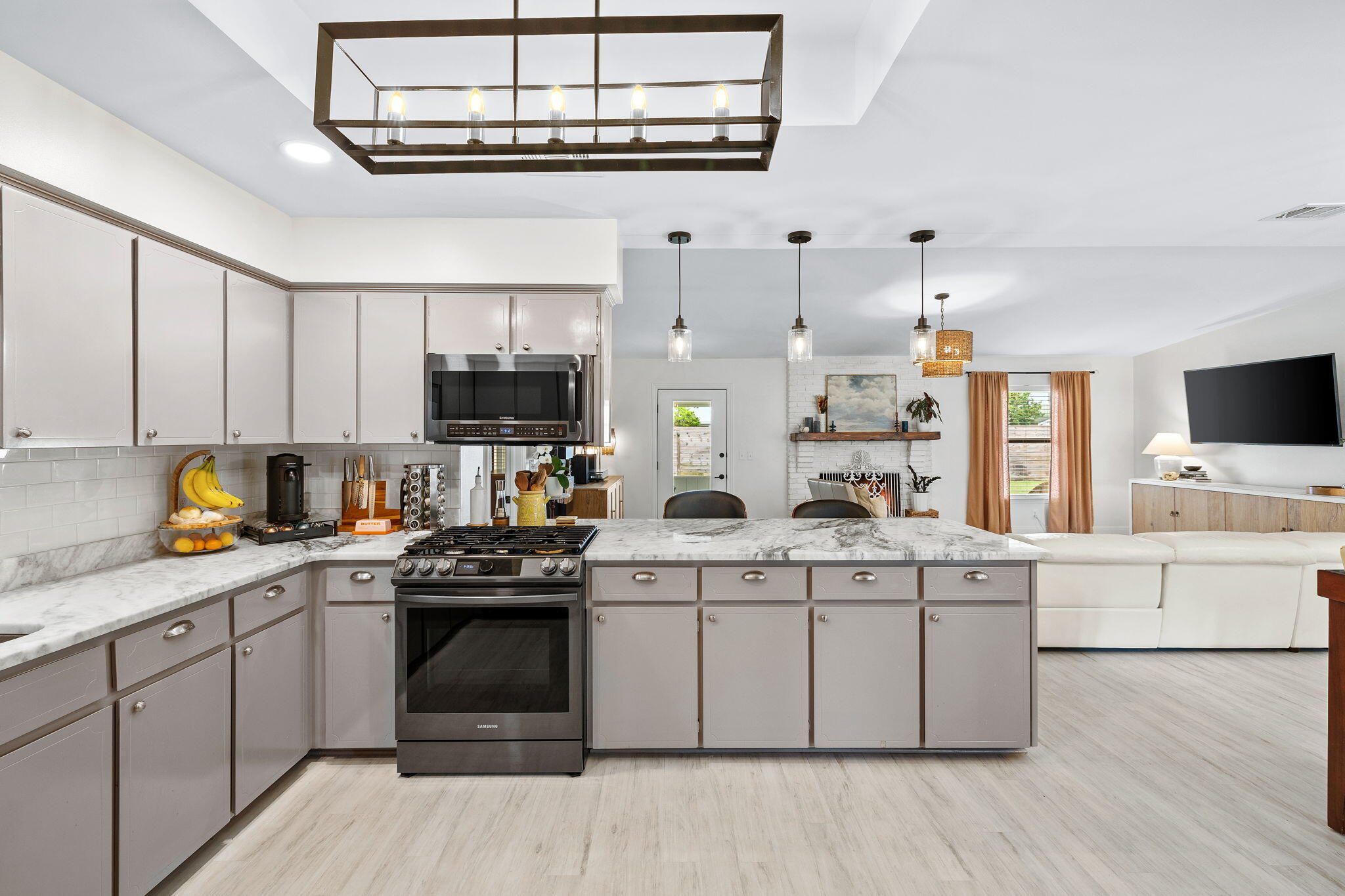 KELL-AIRE GARDENS - Residential