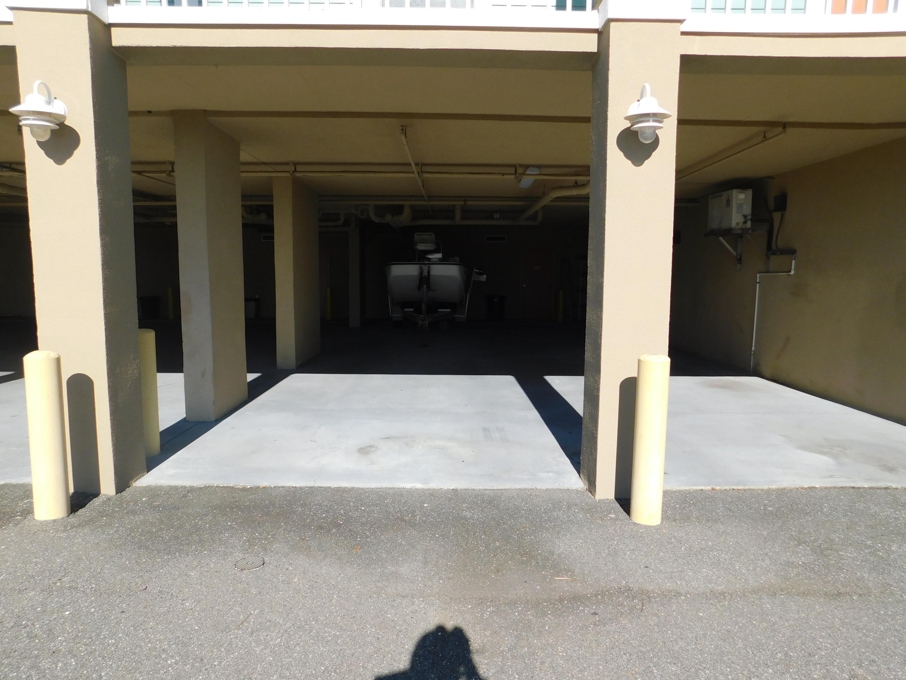 West End Harbor - Residential