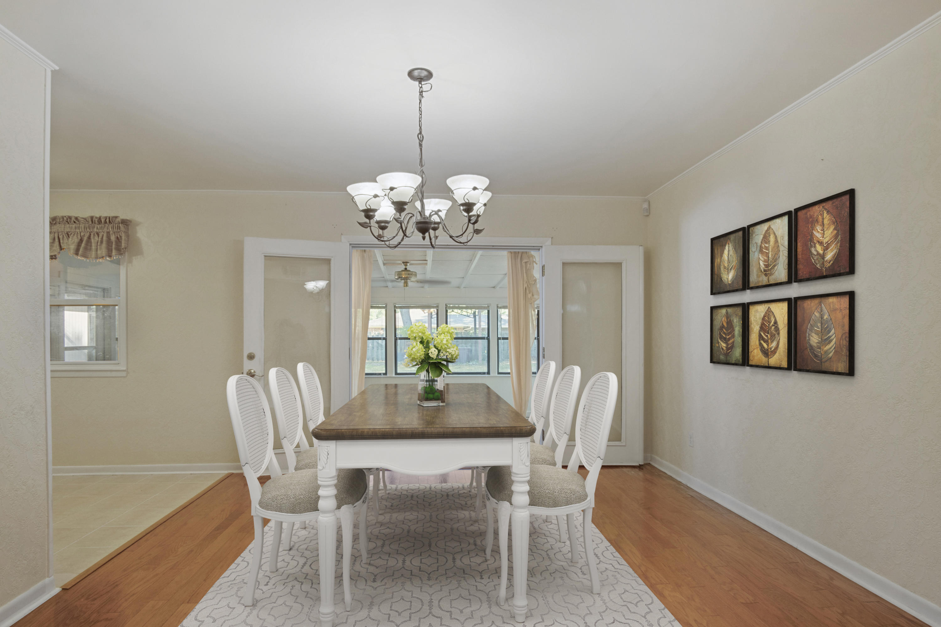 COLLEGE WOOD - Residential