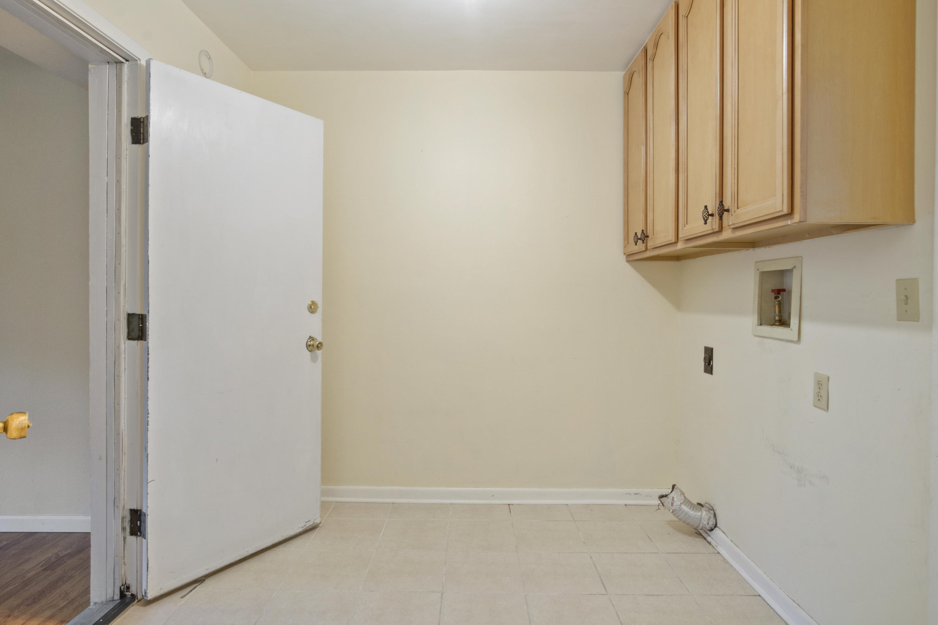 COLLEGE WOOD - Residential