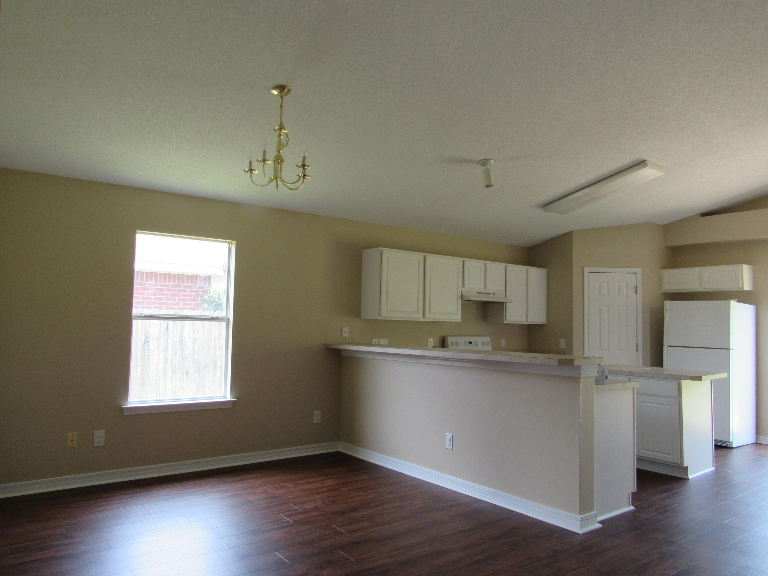 HIDDEN SHORES - Residential