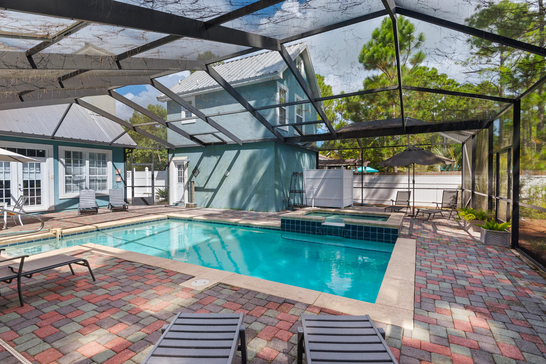 SUGARWOOD - Residential