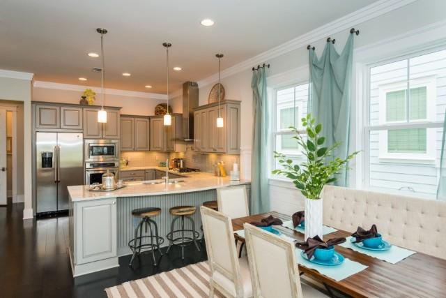 HIGHLAND PARKS - Residential