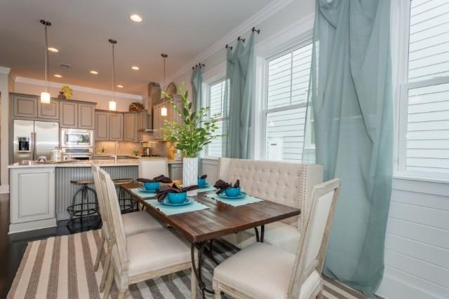 HIGHLAND PARKS - Residential