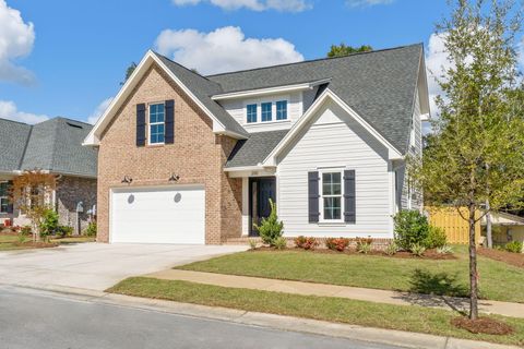 A home in Niceville