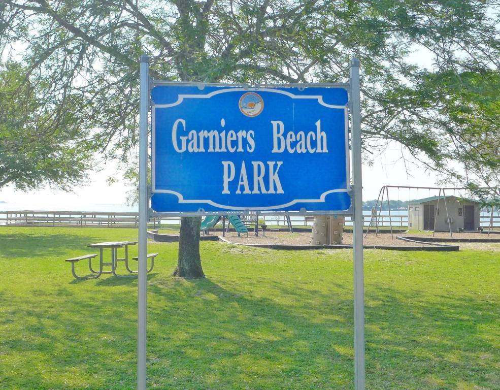 GARNIERS BEACH - Residential