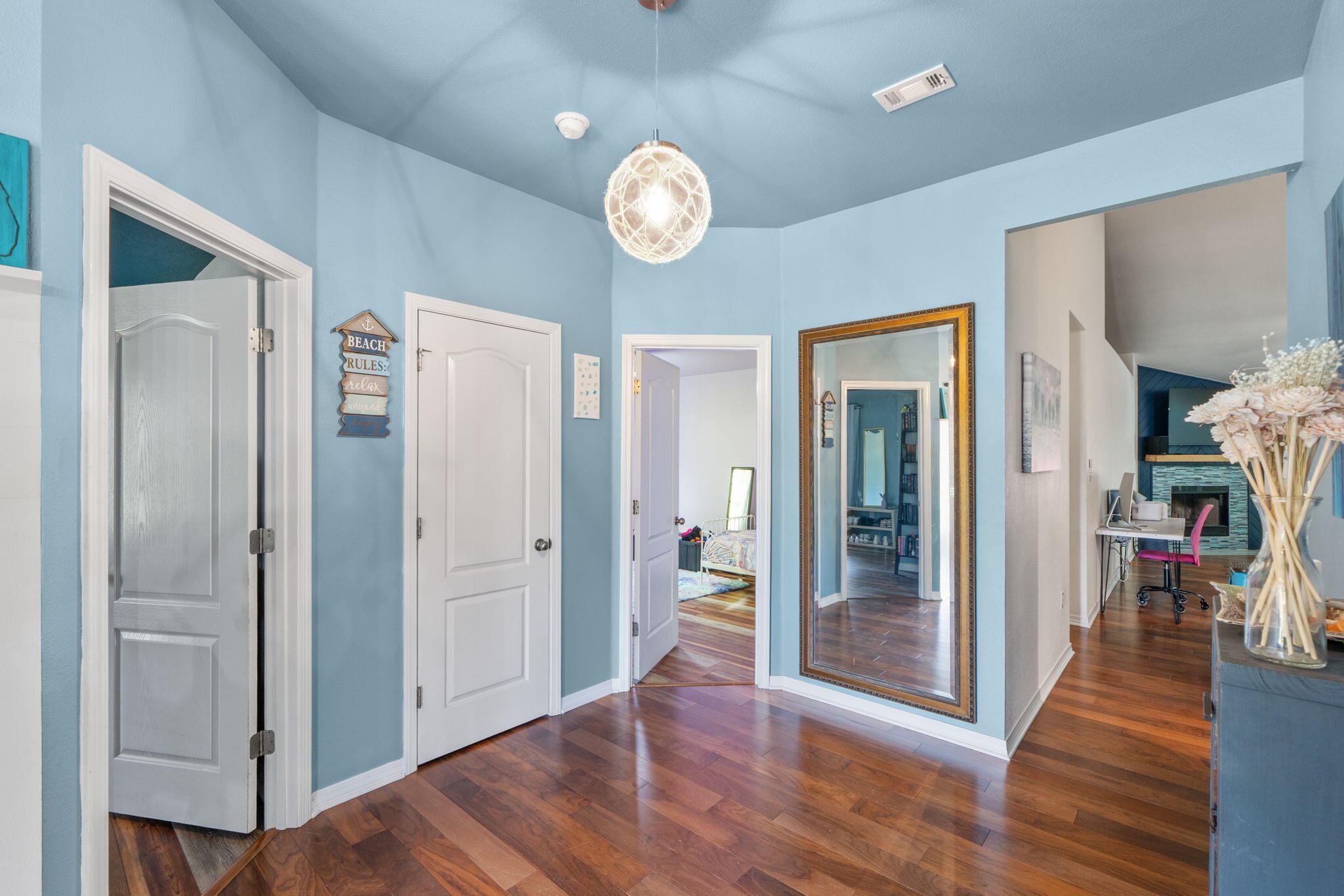 HOLLEY BY THE SEA - Residential
