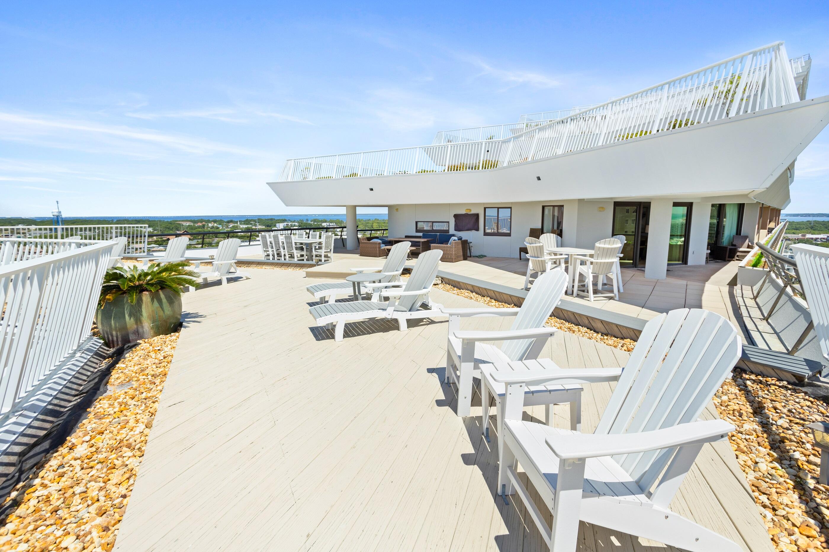 EDGEWATER BEACH CONDO PH 2 - Residential