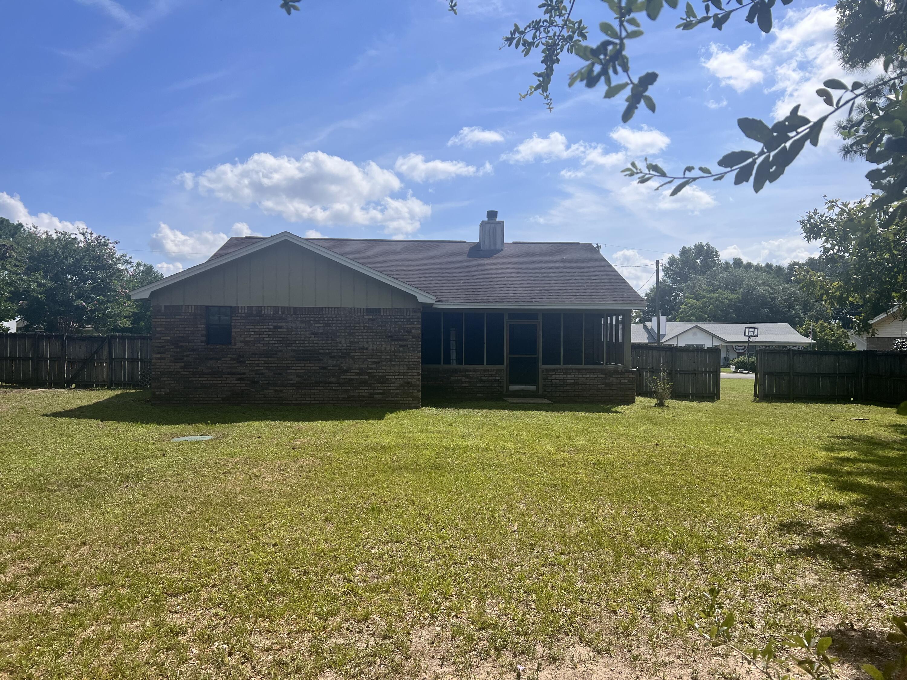 CRESTVIEW - Residential Lease