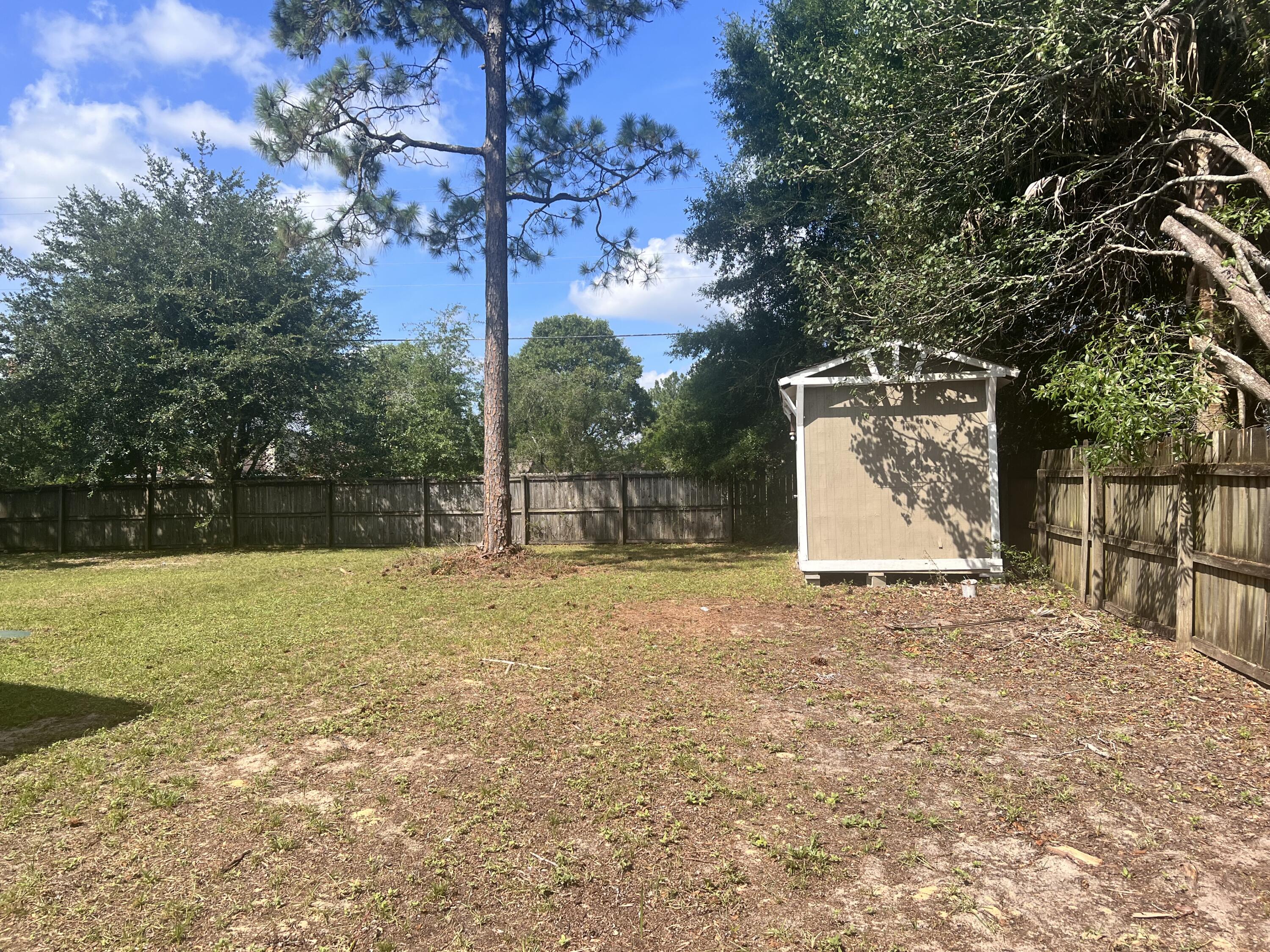 CRESTVIEW - Residential Lease