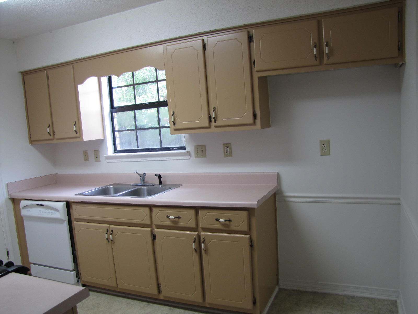 CRESTVIEW - Residential Lease