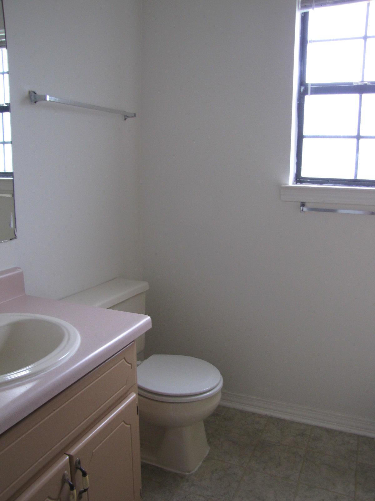 CRESTVIEW - Residential Lease