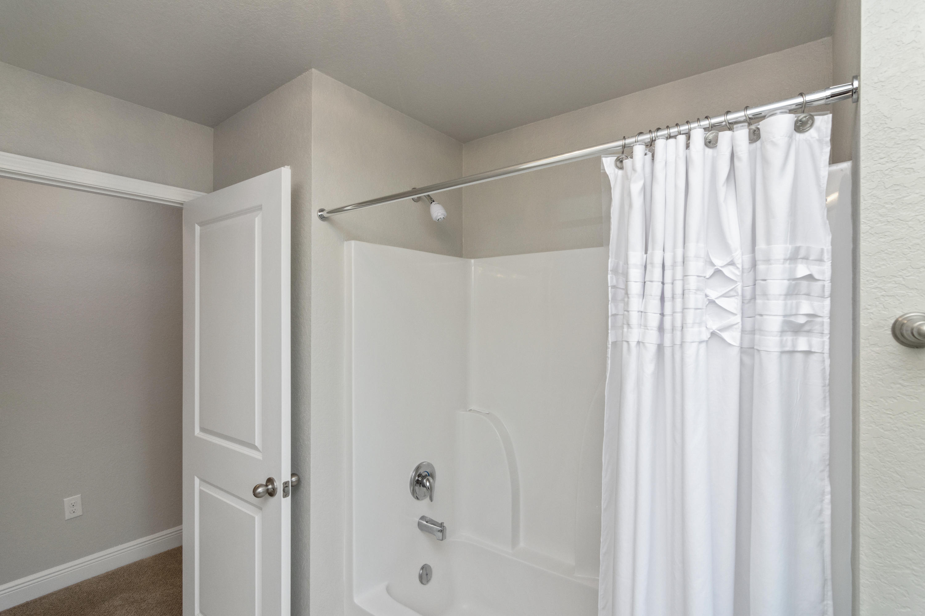 FOX VALLEY - Residential