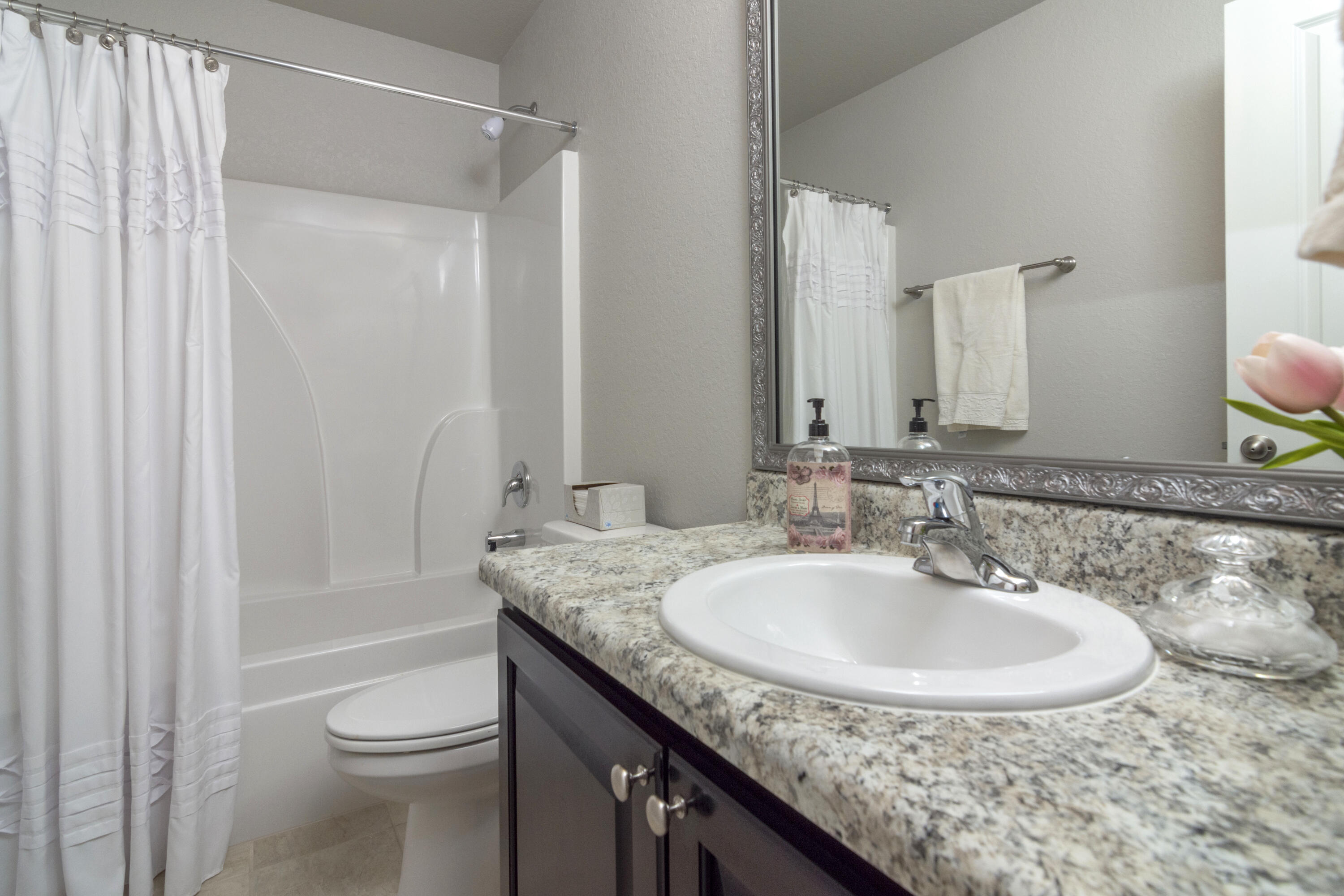 FOX VALLEY - Residential