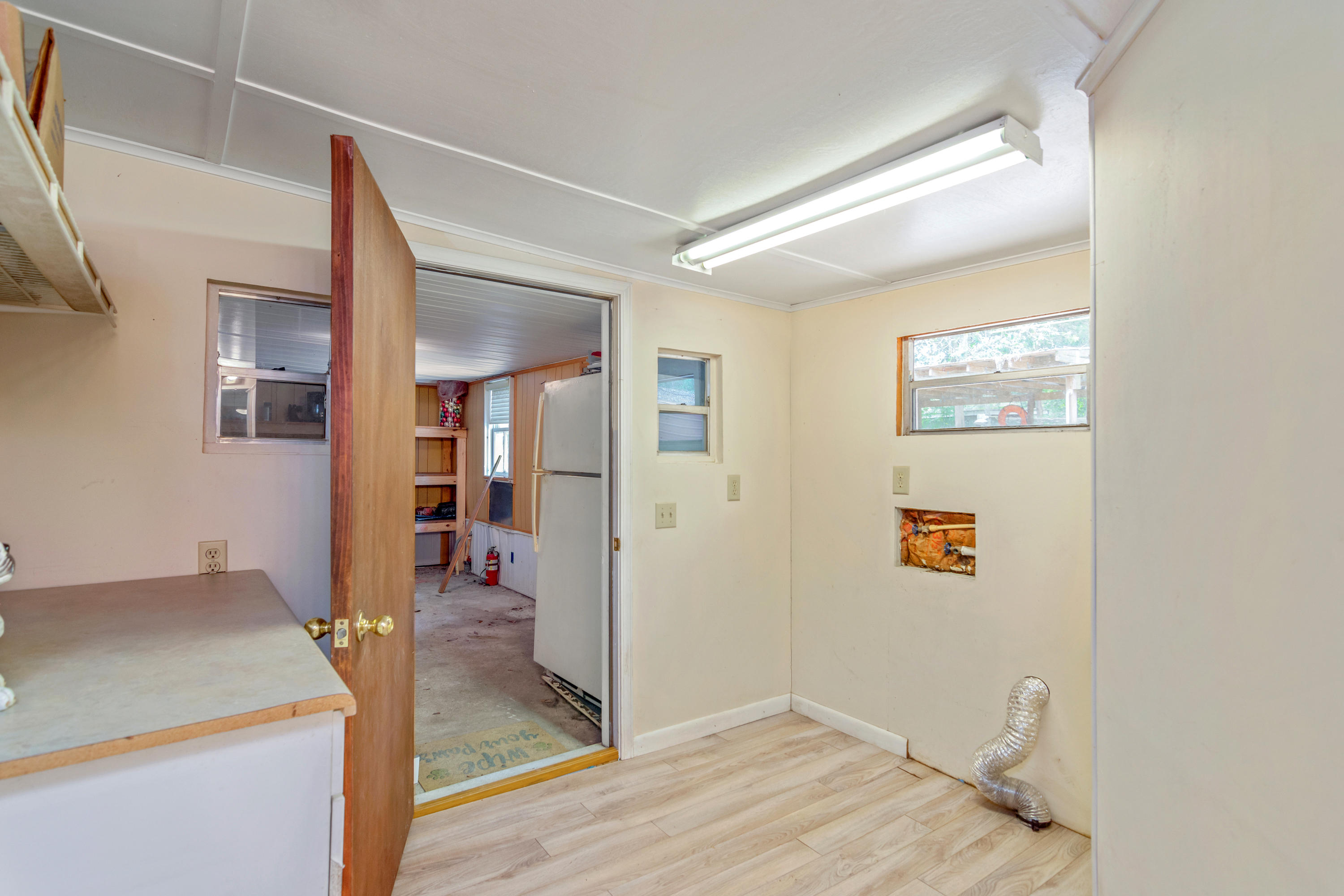 PITTS BAY SHORE - Residential