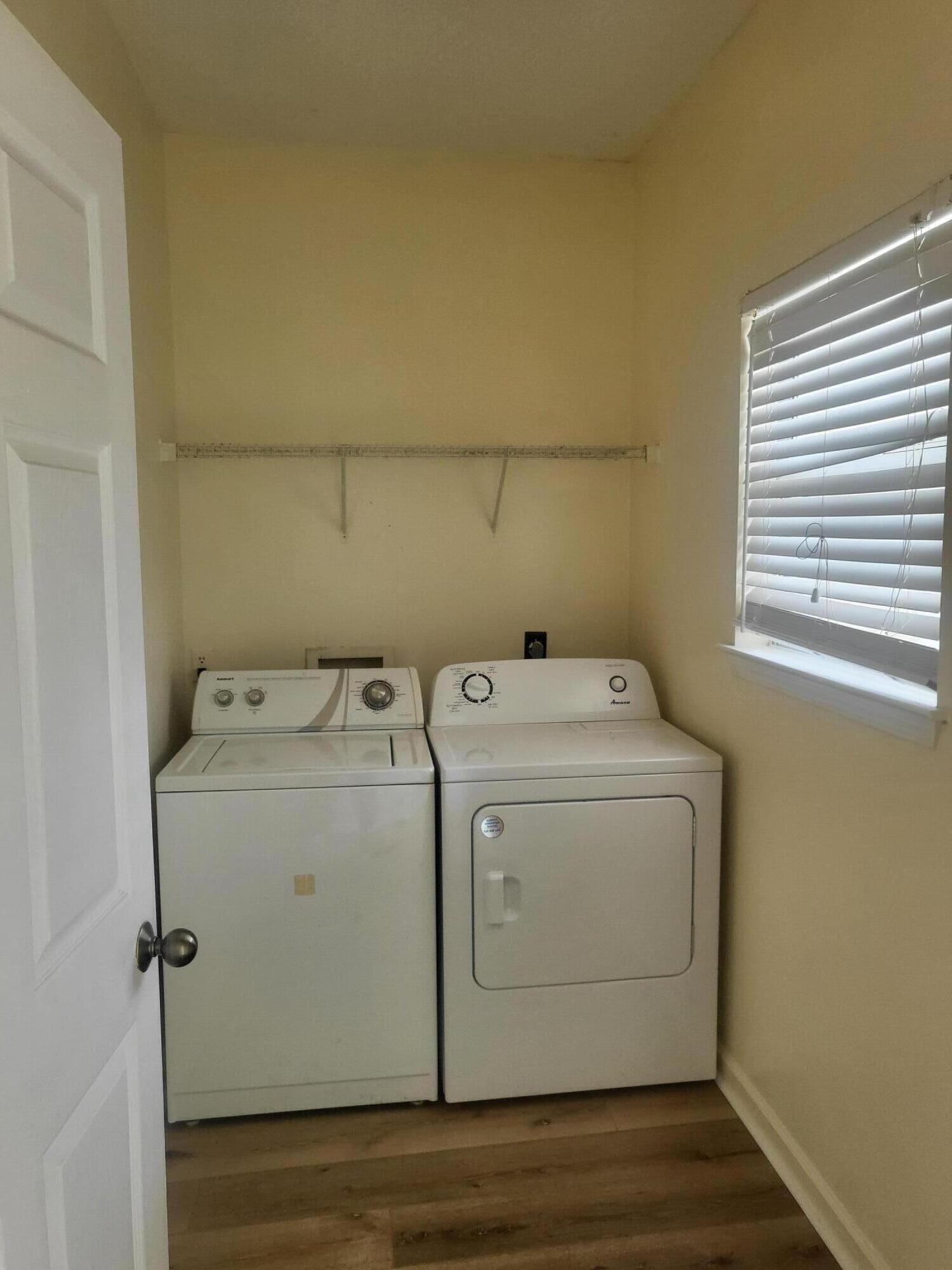 POINTE OF VIEW CONDO. - Residential Lease