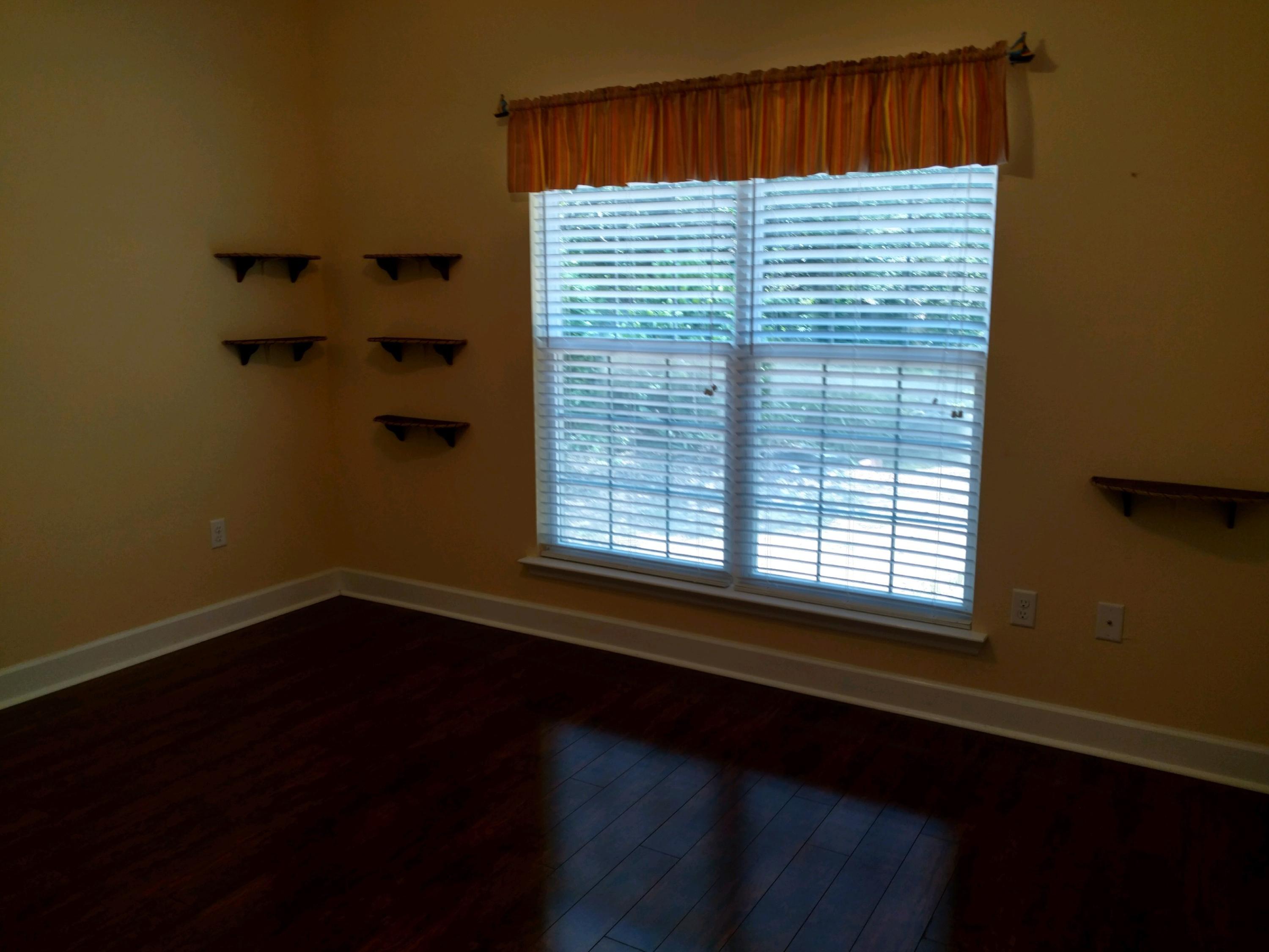 CEDAR BEACH - Residential