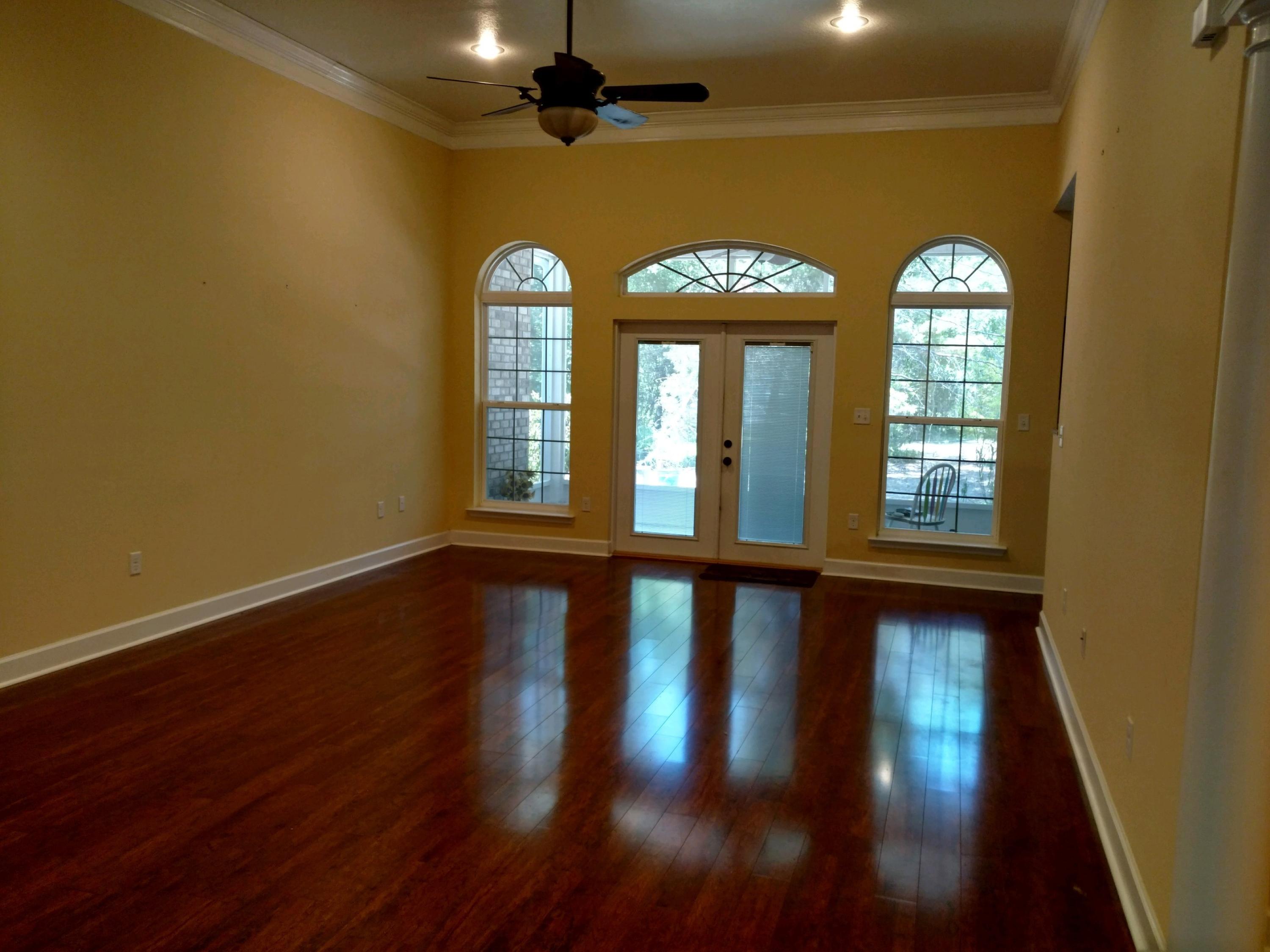 CEDAR BEACH - Residential