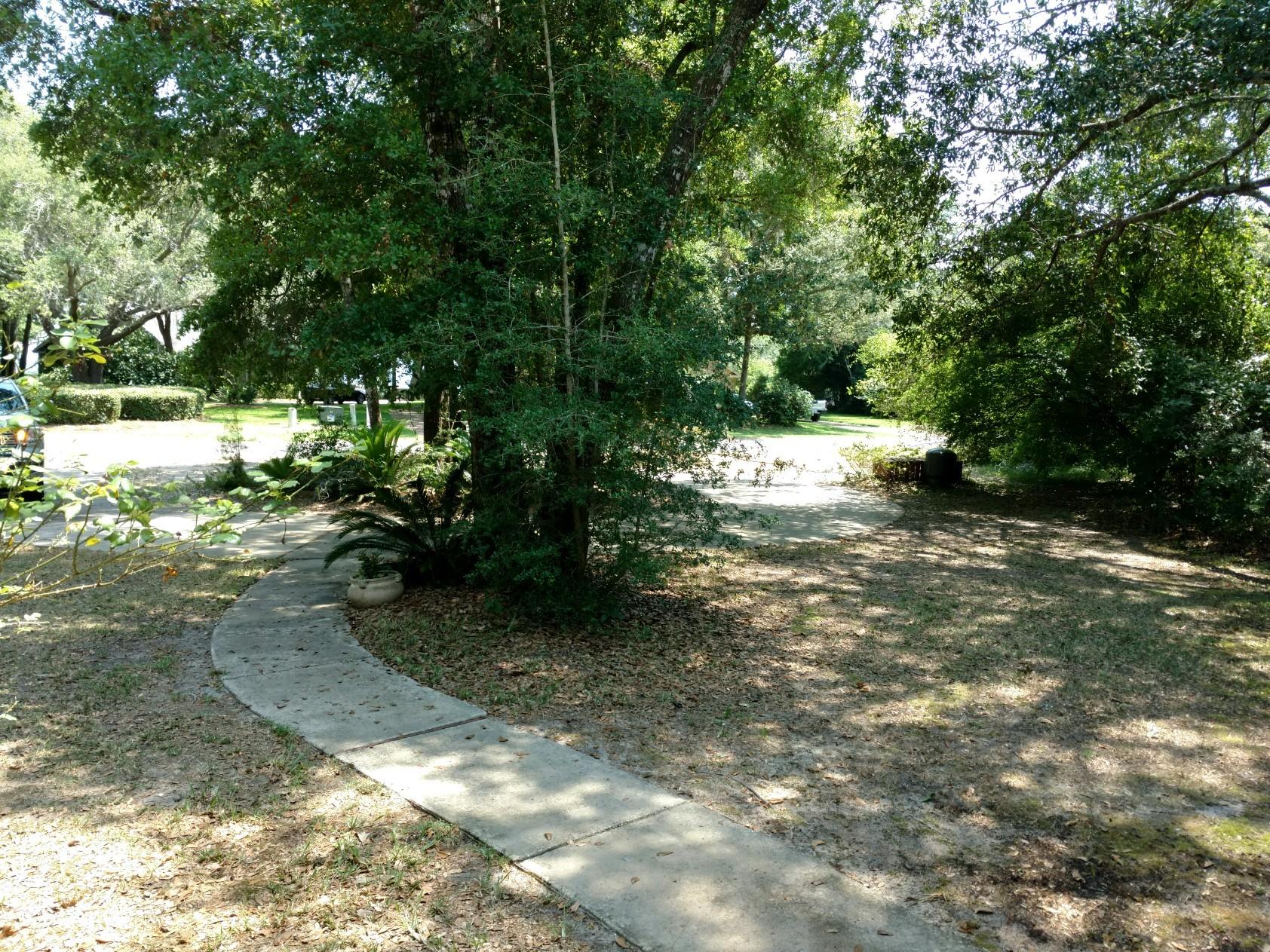 CEDAR BEACH - Residential