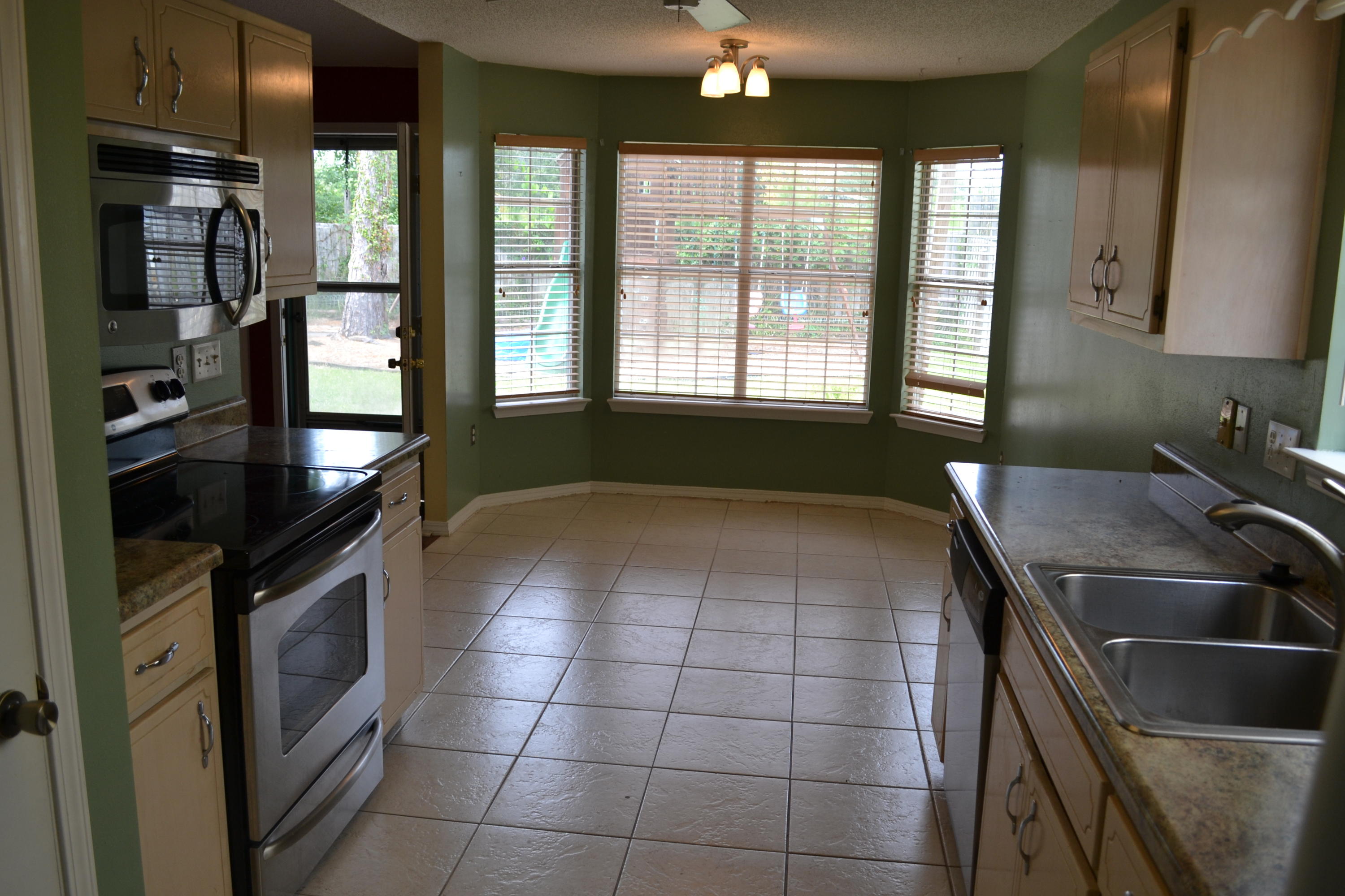 BROOKWOOD ESTATES - Residential