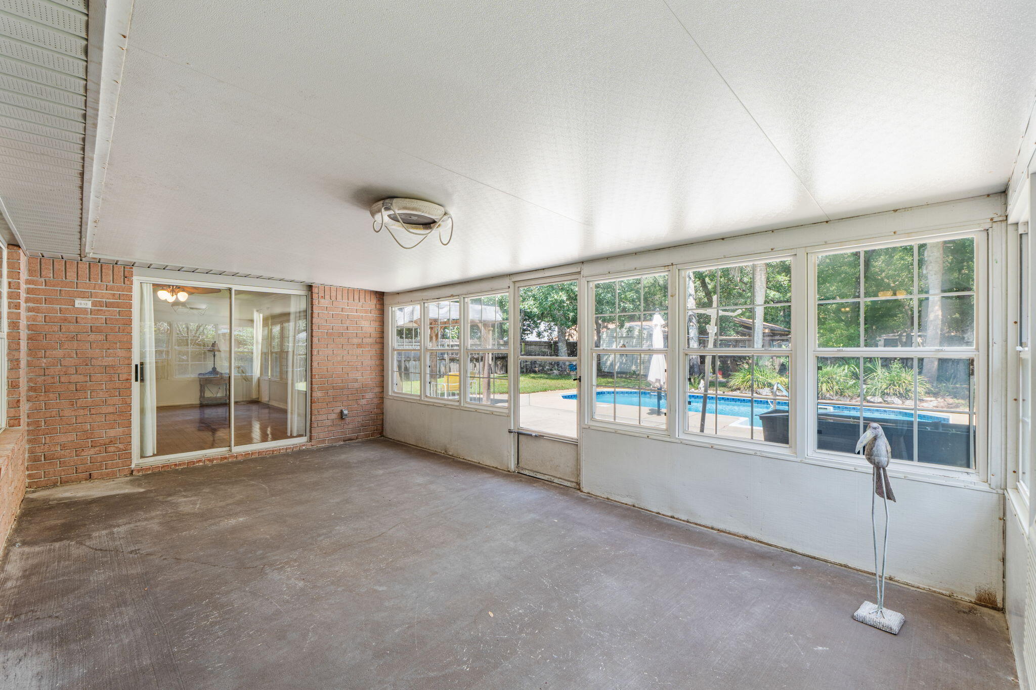 ROBLEDAL ESTATES - Residential