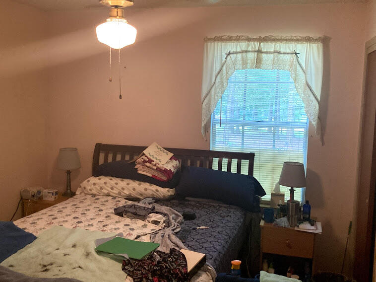 NO RECORDED SUBDIVISION - Residential