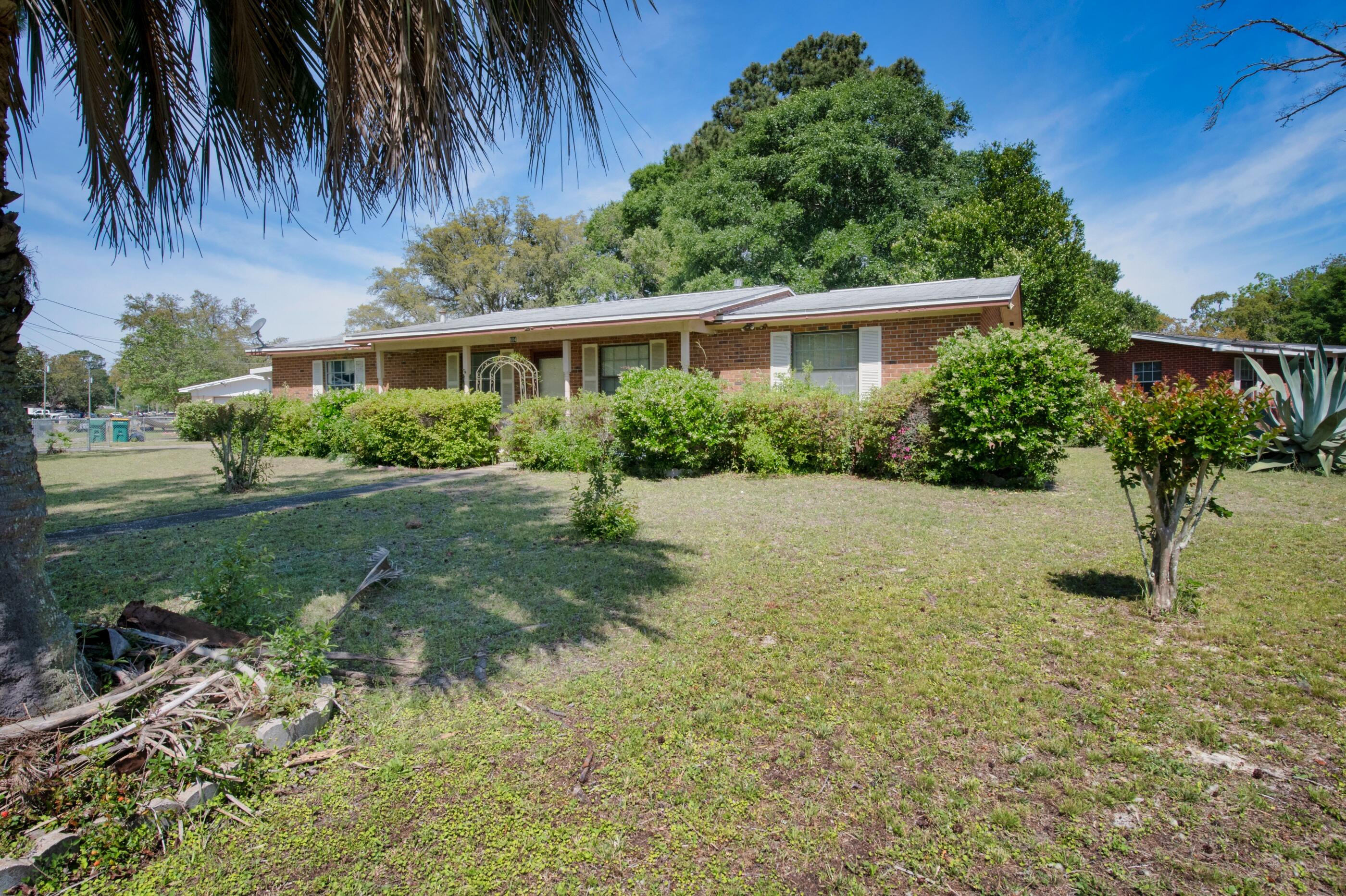 WINTHROP PLACE - Residential