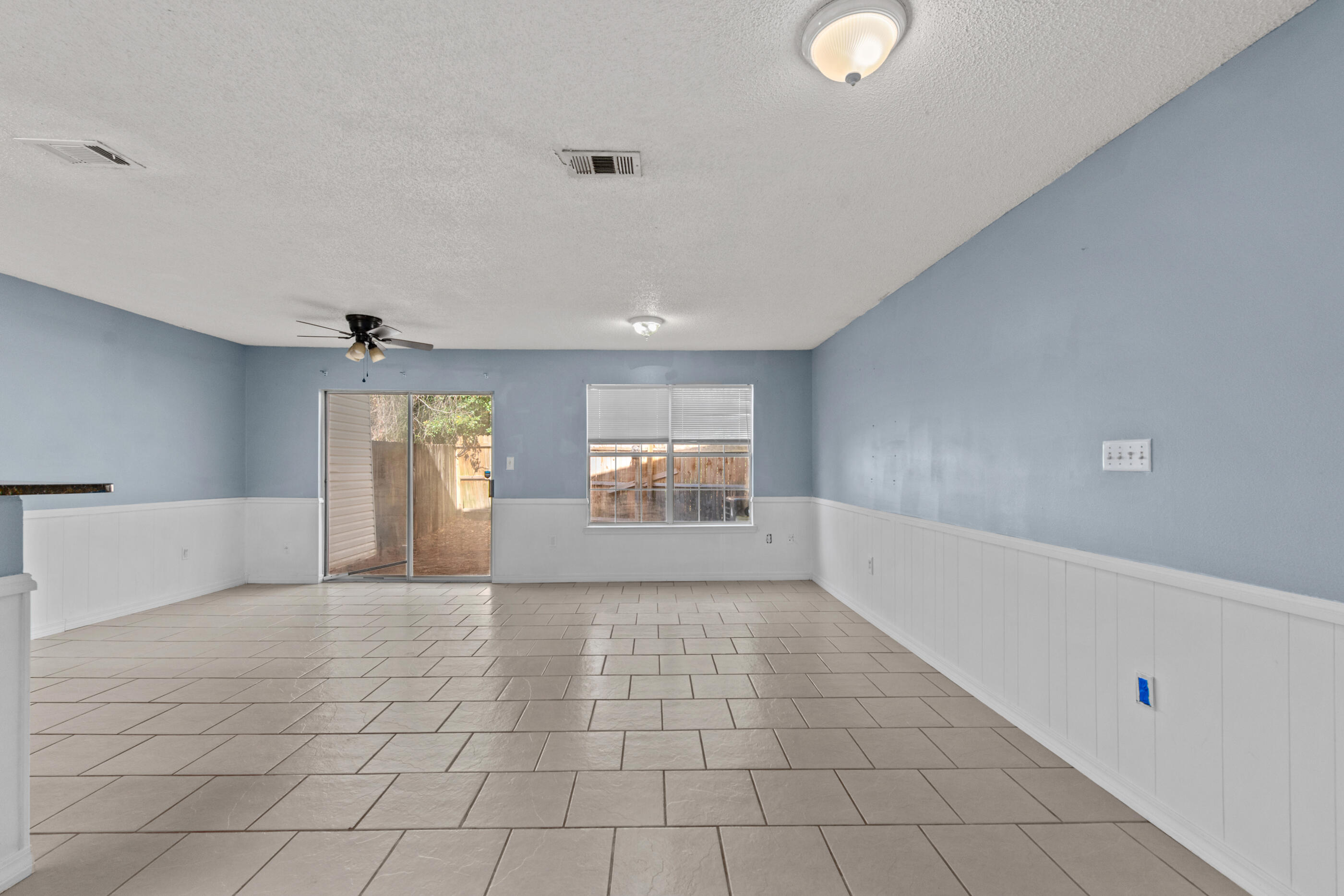 DOMENICAS COVE T/H - Residential