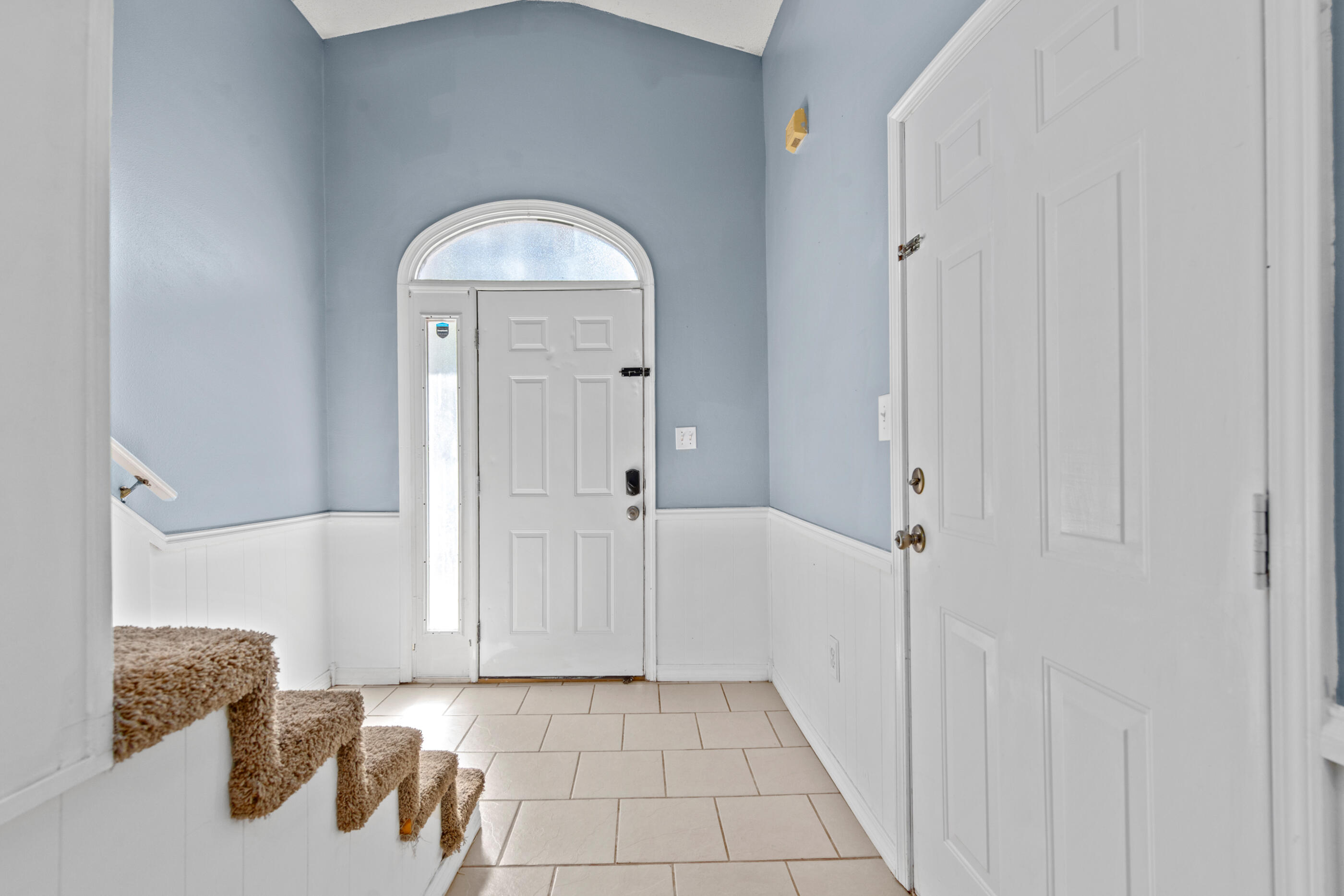 DOMENICAS COVE T/H - Residential